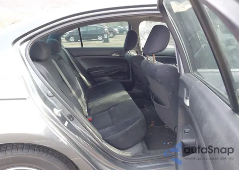 2012 Honda Accord 2.4 Lx z USA, uszkodzony, nr VIN 1HGCP2F37CA027492